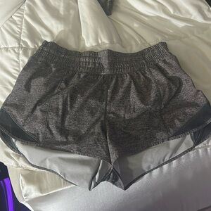 High rise lululemon hotty hot shorts